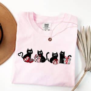 Cute-Black-Cat-Valentines-Shirt_1