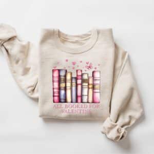 Cute-Book-Lover-Valentines-Sweatshirt_3