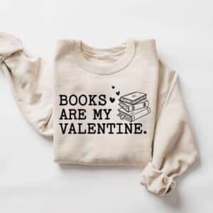 Cute-Books-Lover-Valentines-Sweatshirt_4