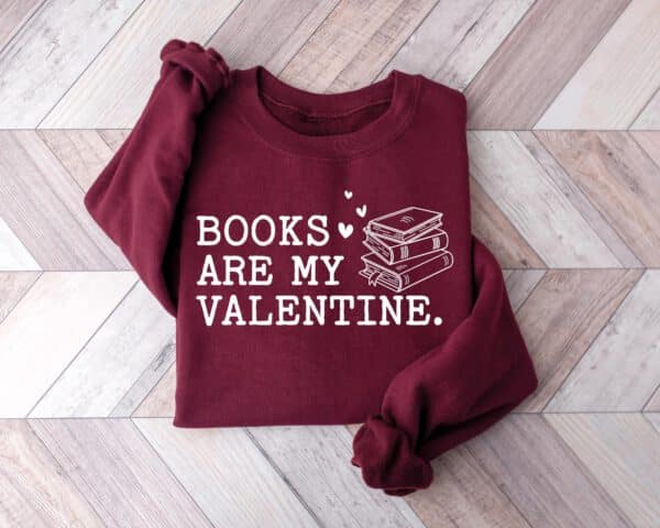 Cute-Books-Lover-Valentines-Sweatshirt_8