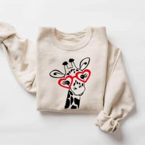 Cute-Giraffe-Valentine-Sweatshirt_1