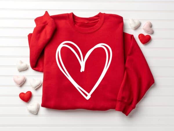 Cute-Heart-Sweatshirt_1