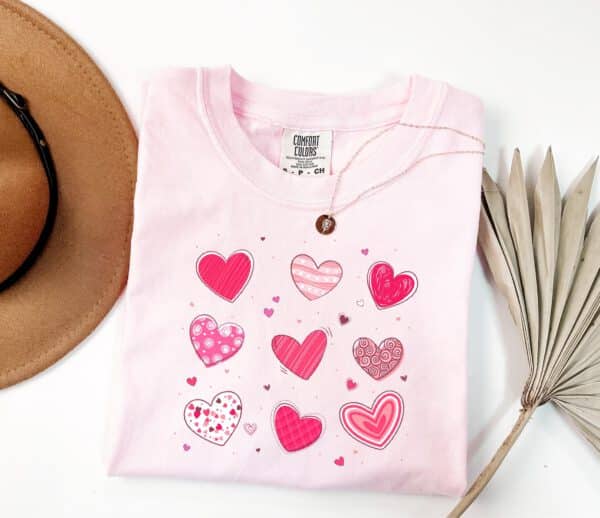 Cute-Heart-Valentines-Shirt_2_1