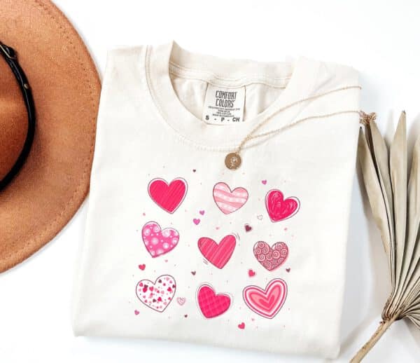 Cute-Heart-Valentines-Shirt_2_3