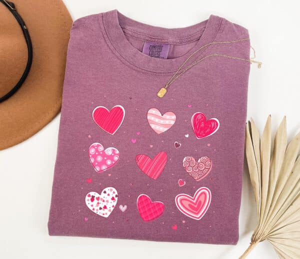 Cute-Heart-Valentines-Shirt_2_5