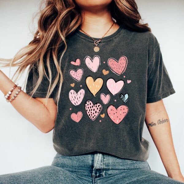 Cute-Hearts-Valentines-Shirt_1