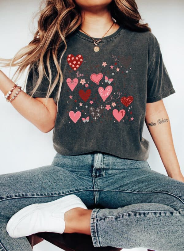 Cute-Hearts-Valentines-Shirt_5_3