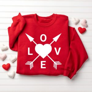 Cute-Love-Heart-Sweatshirt_1