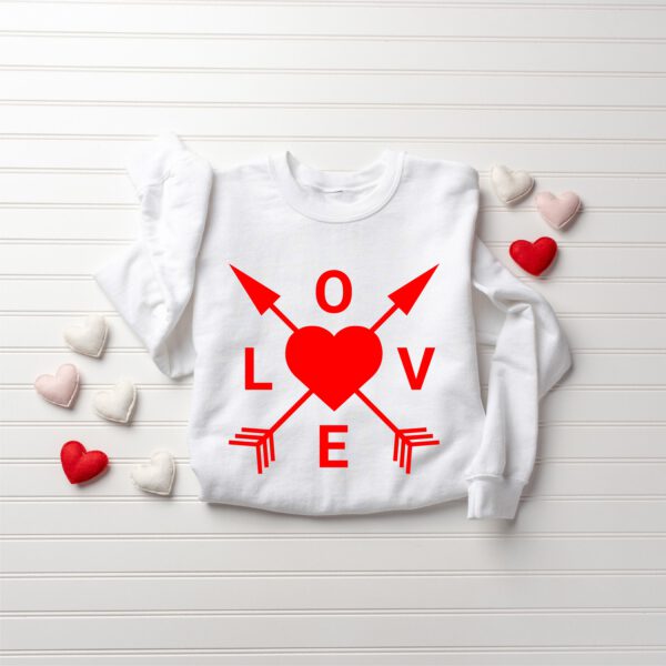 Cute-Love-Heart-Sweatshirt_3