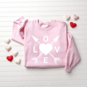 Cute-Love-Heart-Sweatshirt_5