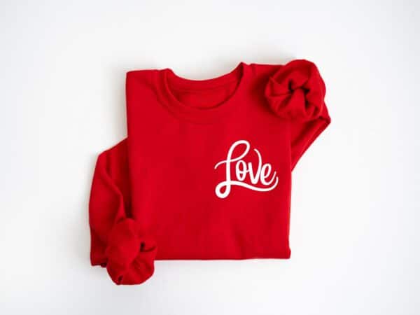 Cute-Love-Sweatshirt_2_4