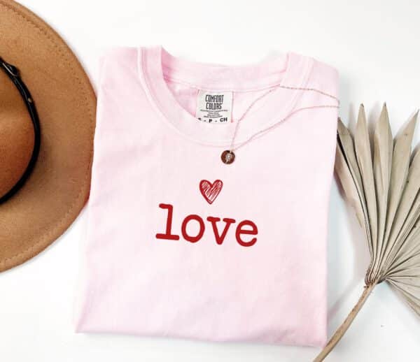 Cute-Love-Valentines-Shirt_3