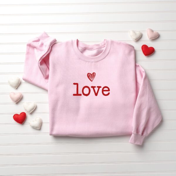 Cute-Love-Valentines-Sweatshirt_5