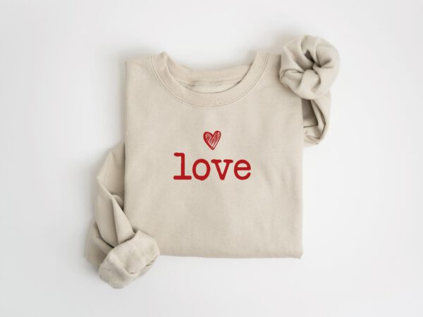 Cute-Love-Valentines-Sweatshirt_6