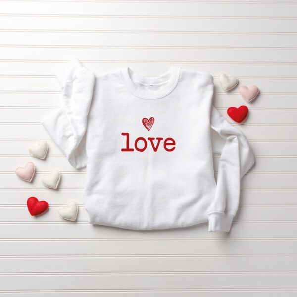 Cute-Love-Valentines-Sweatshirt_7