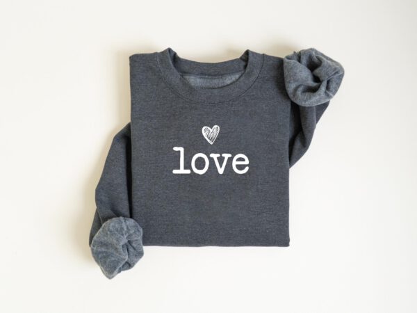 Cute-Love-Valentines-Sweatshirt_9