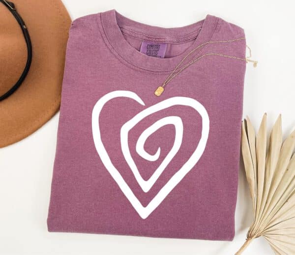 Cute-Spiral-Heart-Valentines-Shirt_7