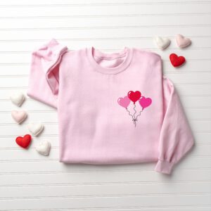 Cute-Valentine-Heart-Sweatshirt_3