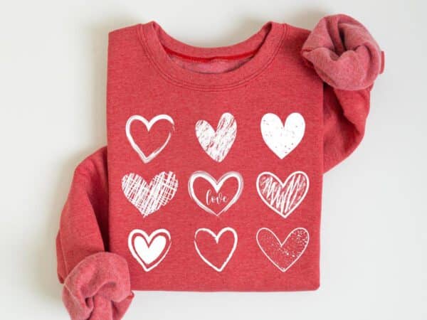 Cute-Valentines-Hearts-Sweatshirt_1