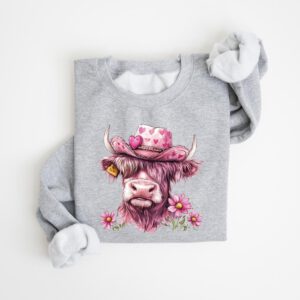 Highland-Cow-Valentines-Sweatshirt_8