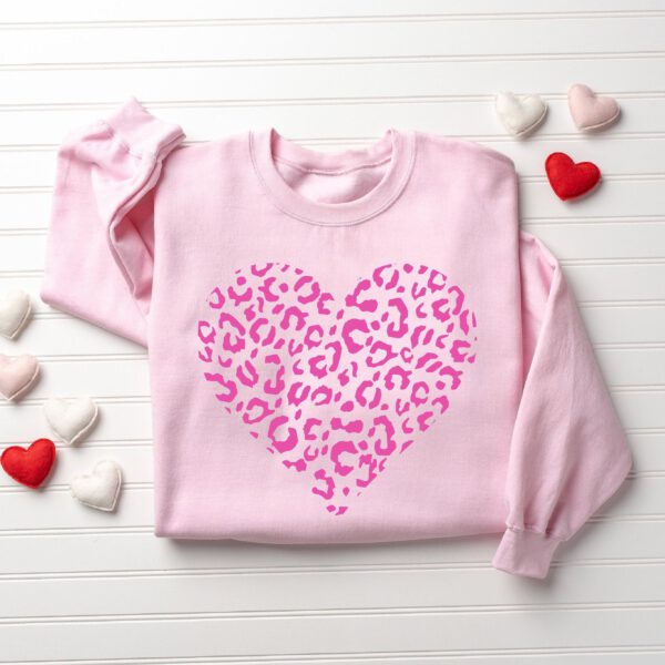 Leopard-Pink-Heart-Sweatshirt_1