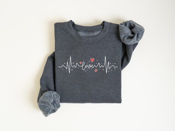 Love-Heartbreat-Sweatshirt_7