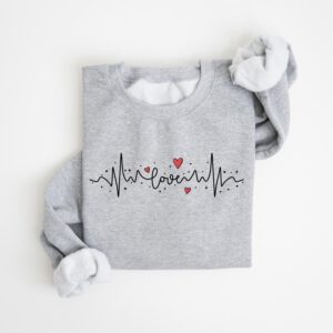 Love-Heartbreat-Sweatshirt_8