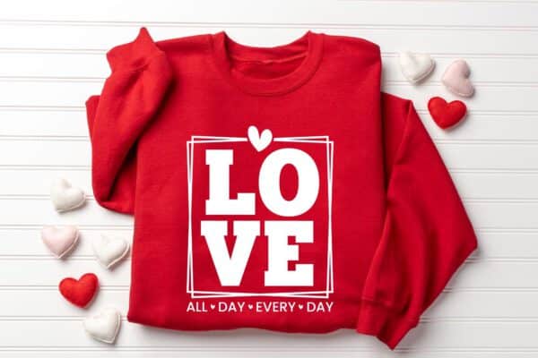 Love-Valentines-Sweatshirt_1