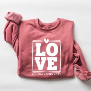 Love-Valentines-Sweatshirt_3