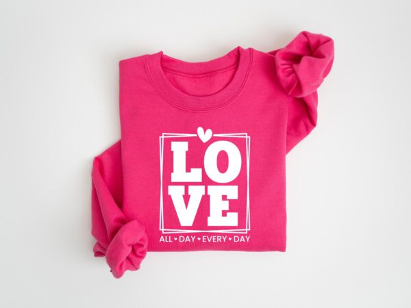 Love-Valentines-Sweatshirt_4