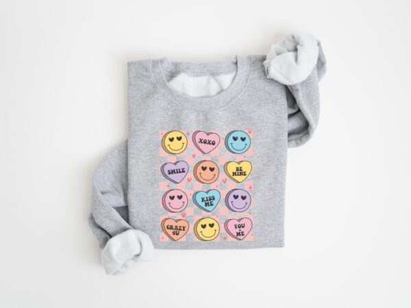 Retro-Heart-Sweatshirt_8