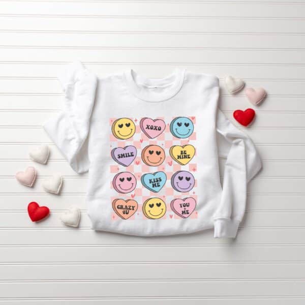 Retro-Heart-Sweatshirt_9