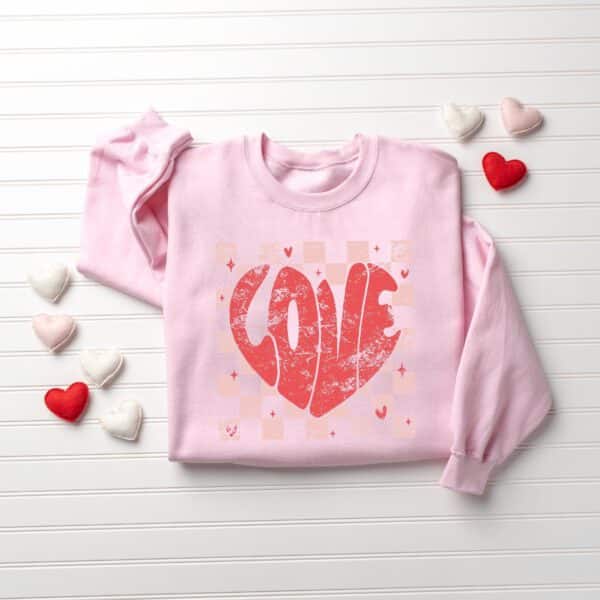 Retro-Love-Sweatshirt_3_4