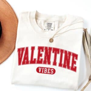 Retro-Love-Valentines-Shirt_2_5