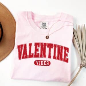 Retro-Love-Valentines-Shirt_2_6