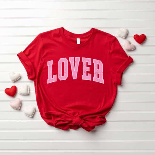 Retro-Lover-Valentines-Shirt_5