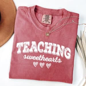 Retro-Teacher-Valentines-Shirt_1