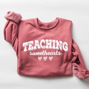 Retro-Teacher-Valentines-Sweatshirt_3