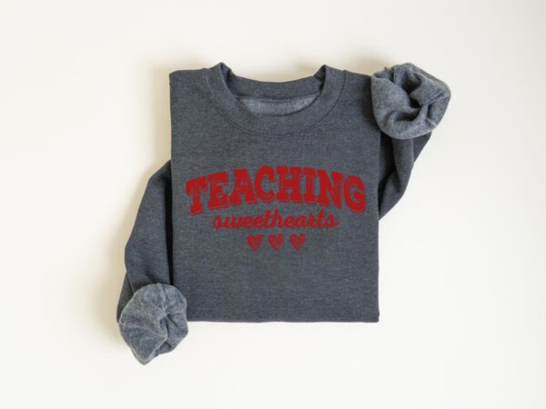 Retro-Teacher-Valentines-Sweatshirt_9