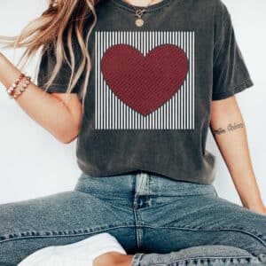 Retro-Valentines-Heart-Shirt_3