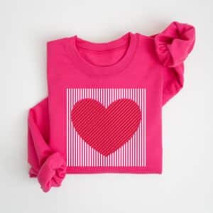 Retro-Valentines-Heart-Sweatshirt_3