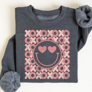 Retro-Valentines-Sweatshirt_1