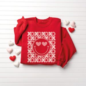 Retro-Valentines-Sweatshirt_3