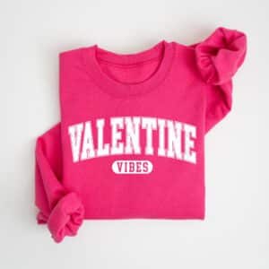 Retro-Valentines-Vibes-Sweatshirt_4