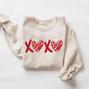 Valentines-Day-Sweatshirt_2_7