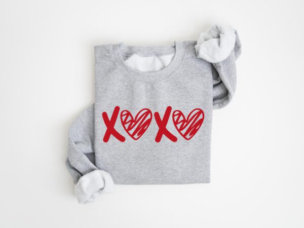 Valentines-Day-Sweatshirt_2_8