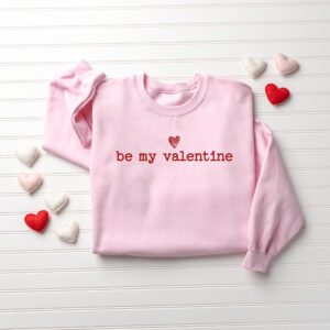 Valentines-Heart-Sweatshirt_5