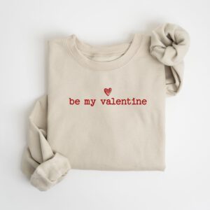 Valentines-Heart-Sweatshirt_7