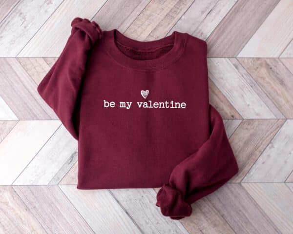 Valentines-Heart-Sweatshirt_9