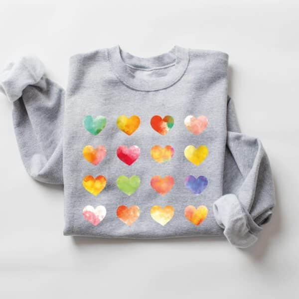 Womens-Graphic-Hearts-Sweatshirt_5